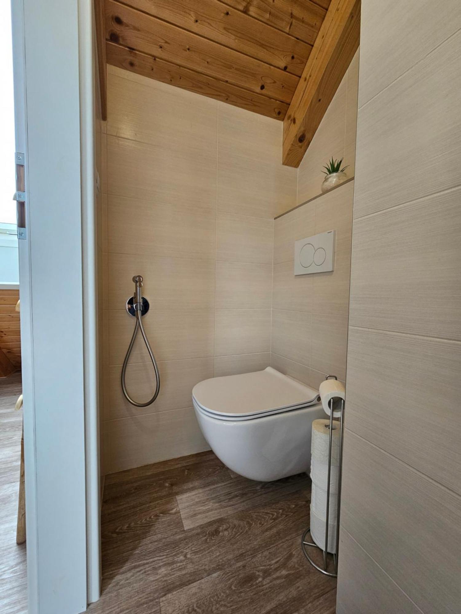 Apartman Maja Микулов Екстериор снимка