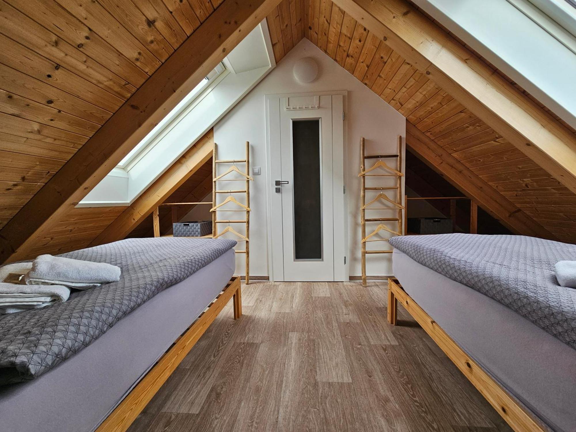 Apartman Maja Микулов Екстериор снимка